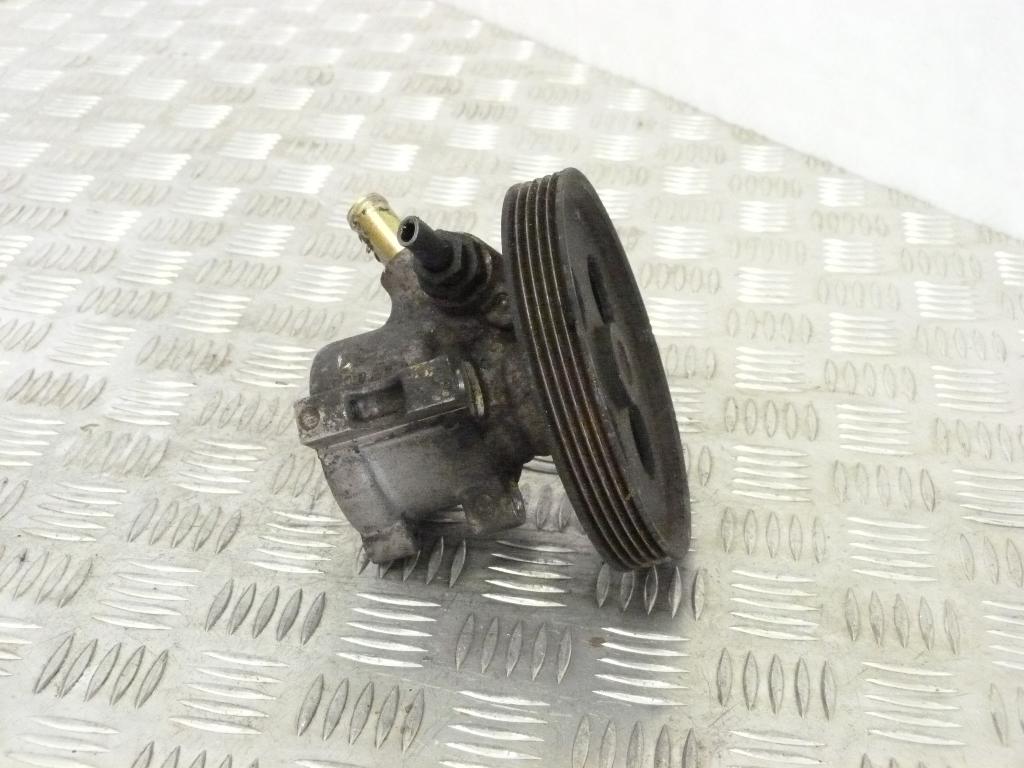Peugeot 306  1,4-1,6   26084387  Pumpa servčerpado