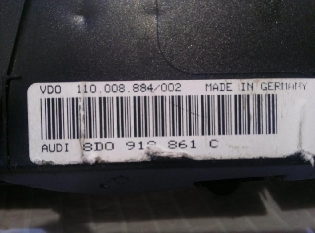 Prístrojovka Audi A4 B5 1,6 - 94-98   8D0919861C