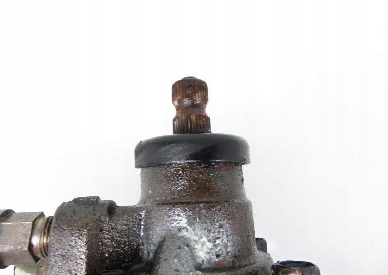 řízení Isuzu Trooper I 44100131