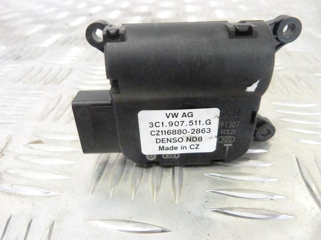 Motorček kúrenia VW Passat B6, B7, Tiguan, Škoda Superb II  0132801386