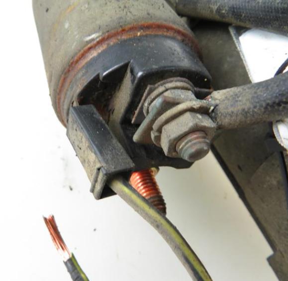 startér Mitsubishi Space Wagon II 2.0 MD191433