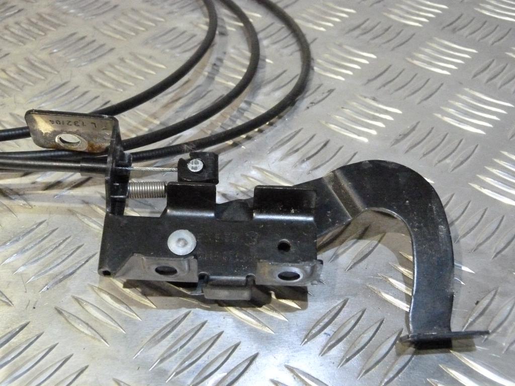Mechanizmus otvárania kufra (zadnej kapoty) komplet Škoda Fabia Combi I 1.2 HTP  6y1827611a, 6y0827511