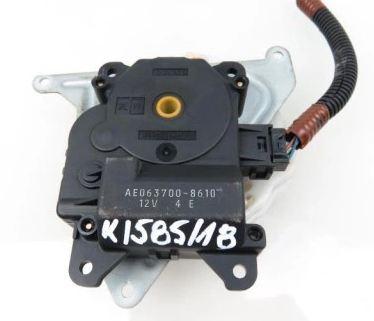 Motorček dvierok kúrenia Avensis II AE0637008610