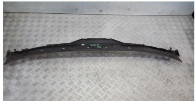 BMW E39 Torpédo, plast pod čelné okno 51718159292  