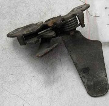 zámok kapoty Peugeot 307 01-05