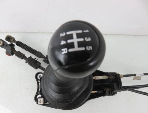 zdvihák Ford Fusion 1.4  