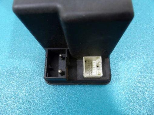 pumpa centrálneho zámku Audi 80 B4 4A0862257A