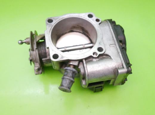škrtíci klapka  Audi A4 B5 2.8 V6 96-99   ZA