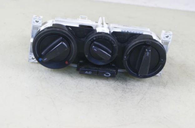 Panel kúrenia Octavia 1 I 03 1J0820045E