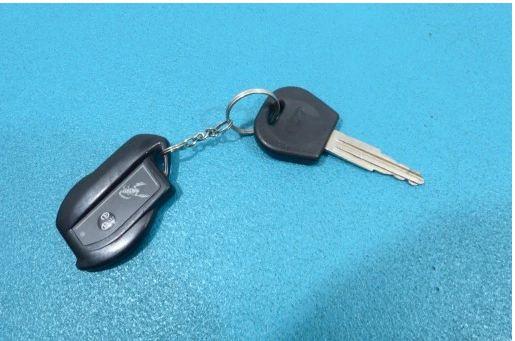 riadiaca jednotka Súprava Daewoo Nubira II 09376309 1.6 16V
