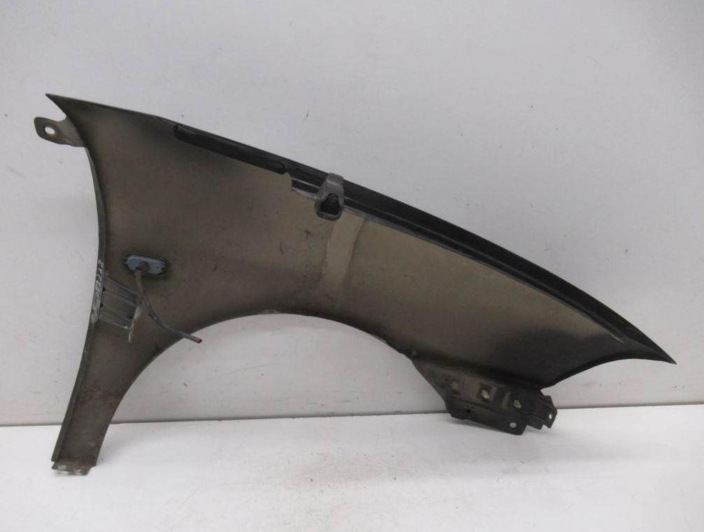 Blatník predný ľavý Seat Ibiza III 6L 02-08