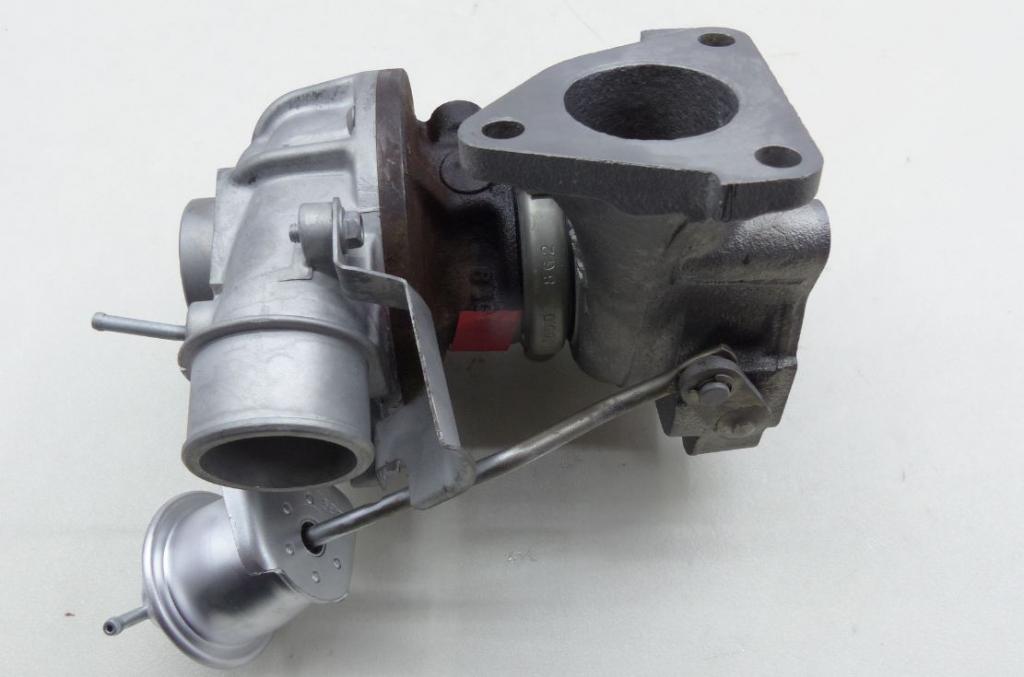 Turbodúchadlo,turbo Mazda 323F