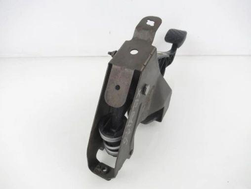 pedal spojky VW Transporter T5