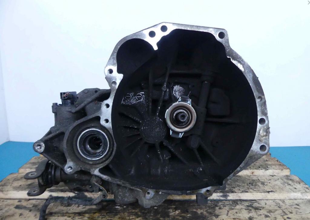 Prevodovka stupňová manuálne Nissan Almera N16 1.5 16V
