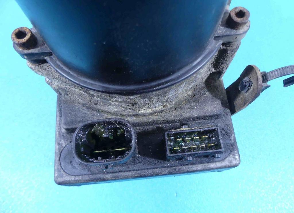 Pumpa servočerpadlo Peugeot 307 2.0 16V 136 HP   9645617180