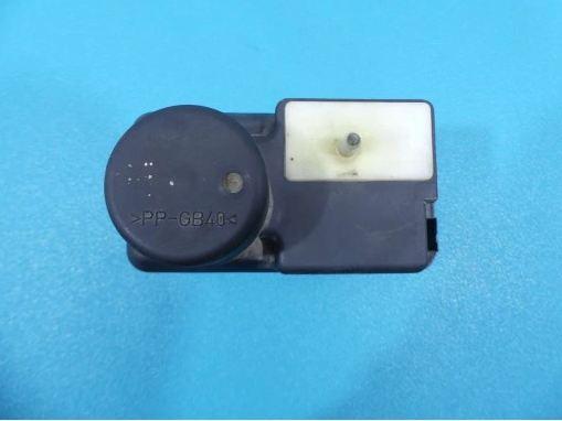 pumpa centrálneho zámku Audi 80 B4 4A0862257C