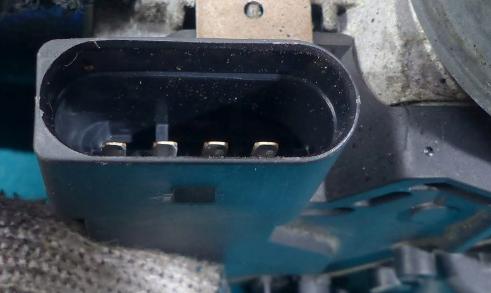 motorek stěračů přední část Seat Leon II 05-12 EU