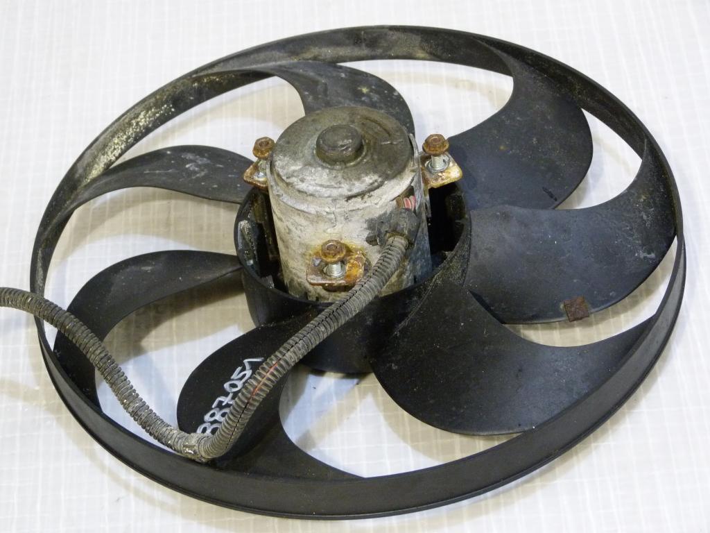 Ventilátor chladiča vody Audi A3, Seat Toledo, Leon, Škoda Octavia, VW Bora, Golf IV 1j0121206