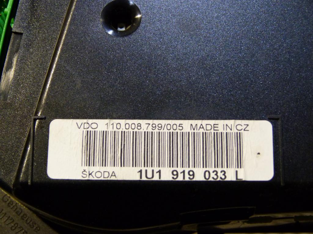 Riadiaca jednotka 032906014e (komplet do štartu), prístrojová doska 1u1919033l, spínacia skrinka 4b0905851c  Škoda Octavia I 1,6B 55kW kód motora AEE r.v. 1996-2000