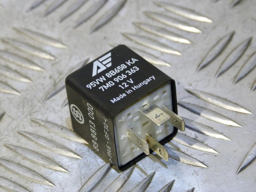 Box Fusibili 7M3937548 For VW Sharan 7M Seat Alhambra 7V Ford Galaxy - Foto 5