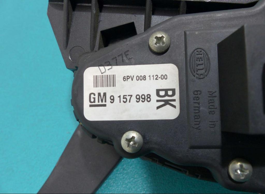 pedále Opel Astra III H 9157998BK