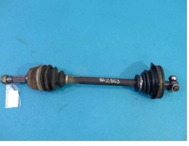 poloos levá strana Mitsubishi Carisma 95-99 1.6 16V