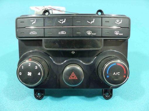 Panel kúrenia Hyundai I30 I 07-10 EU