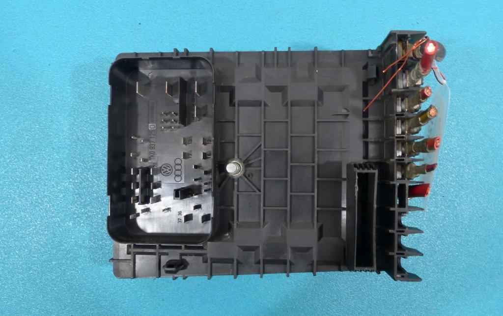 Skrinka poistková Škoda Octavia II