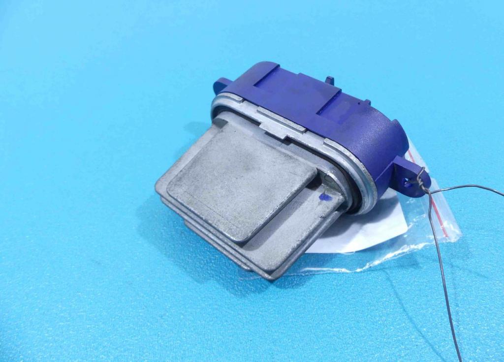 Odpor, rezistor Renault Laguna II 52485218