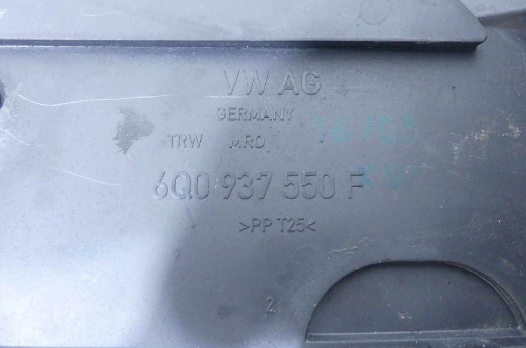 Skrinka poistková Seat Ibiza III 6L 6Q0937550F