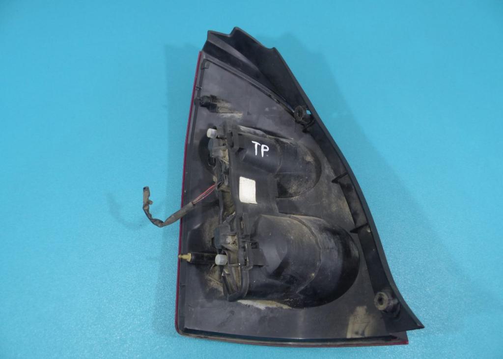 Svetlo zad pravá Nissan Primera p12