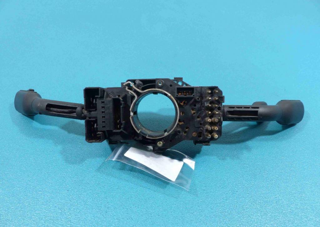 Prepínač Audi A4 B5 4D0953513D