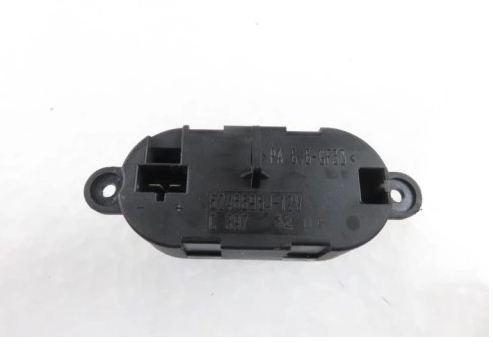 rezistor kúrenia Alfa Romeo 147 52466964