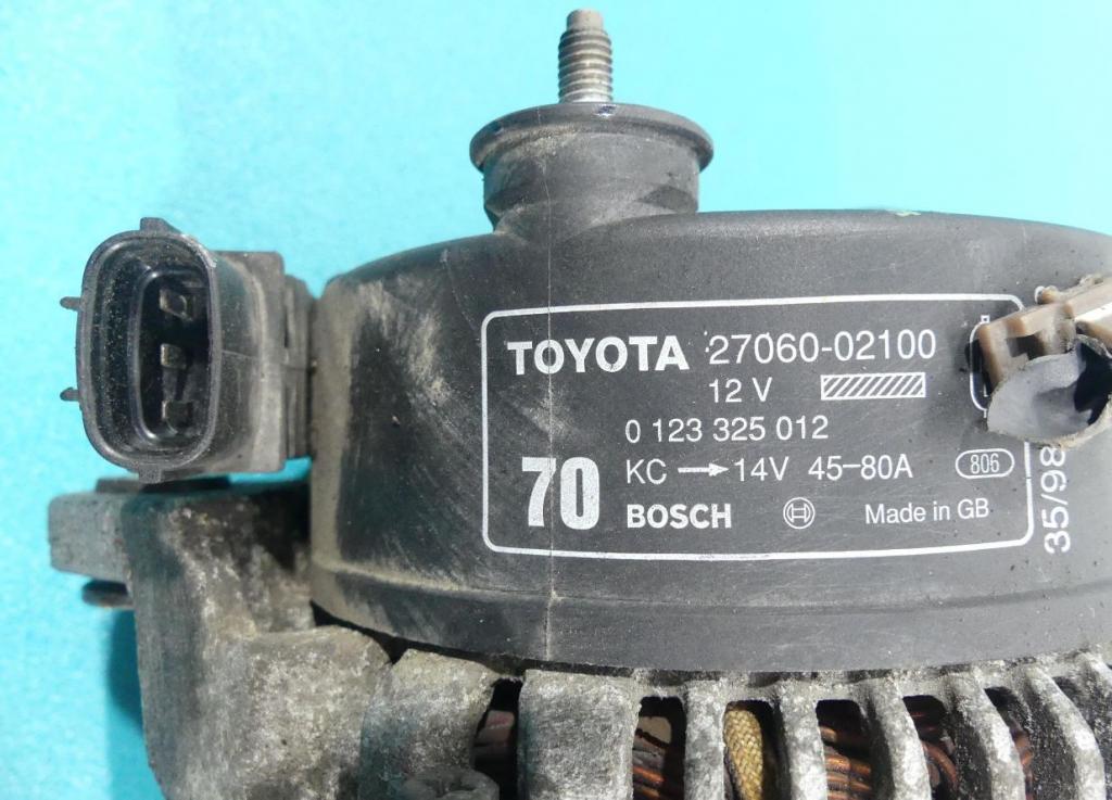 Alternátor Toyota Avensis T22 0123325012