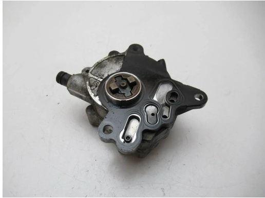 Pumpa vákuová Volkswagen Golf V 2.0TDI 03G145209