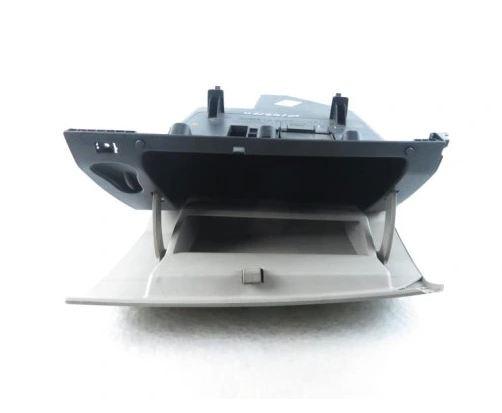 Priehradka, kastlík Renault Megane II FL 8200078820 8200179946