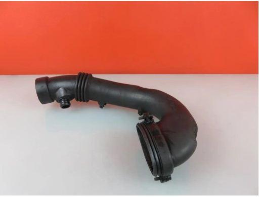 Rúra prívodu vzduchu BMW 5 E60 530 D 10866710