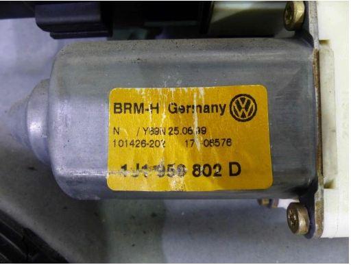 Mechanizmus predný pravy VW Golf IV 5D Európa