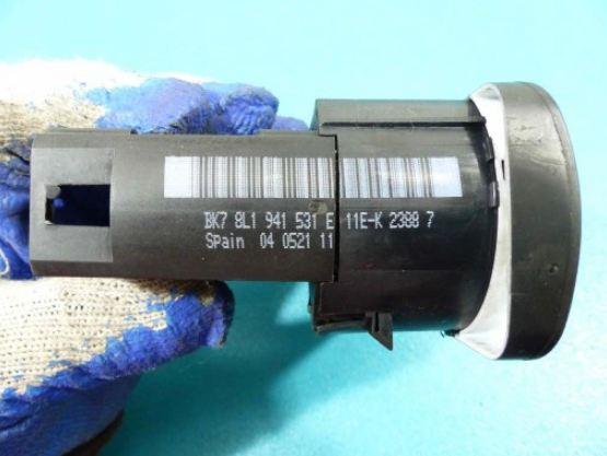 Prepínač svetiel Audi A3 8L 8L1941531E Európa