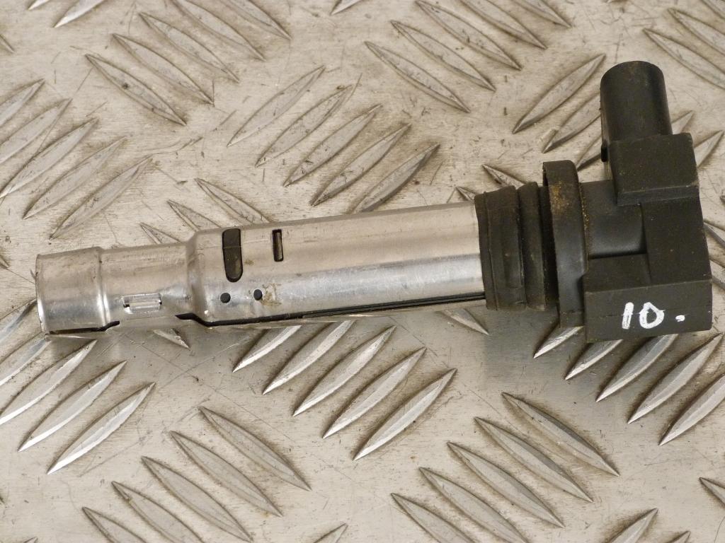 Zapaľovacia cievka Audi A1, A2, A3, Seat Altea, Cordoba, Ibiza, Leon, Toledo, Fabia, Octavia, Roomster, Superb, Yeti, VW New Beetle, Bora, Caddy, Eos, Golf IV V, Jetta III, Passat, Polo, Tiguan, Touran 1.2, 1.4, 1.4TSI, 1.6  036905715E