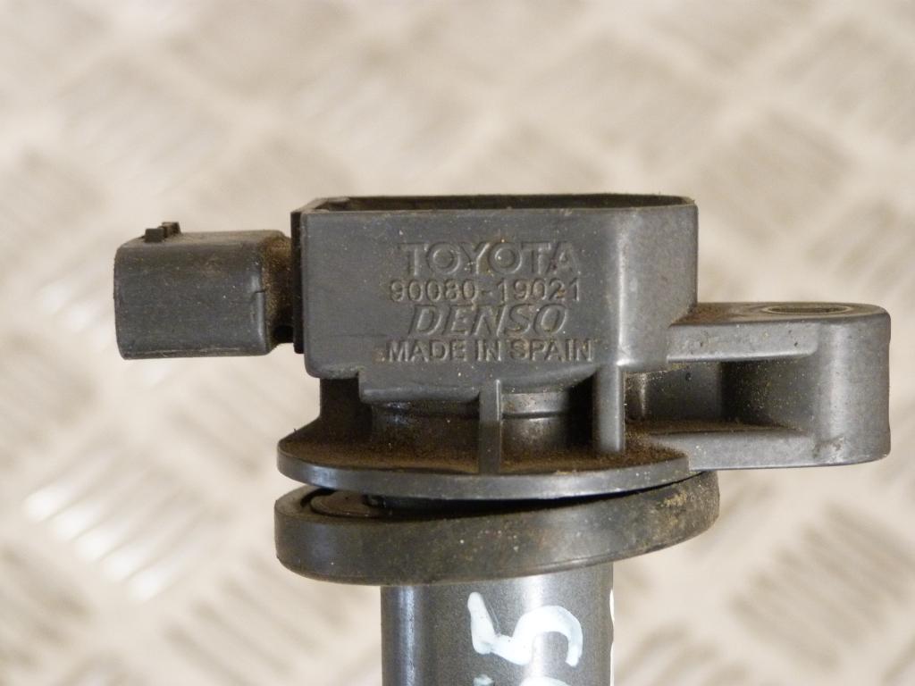 Zapaľovacia cievka Toyota Yaris, Yaris Verso, Prius, Aygo 1.0, 1.3, 1.5 90080-19021