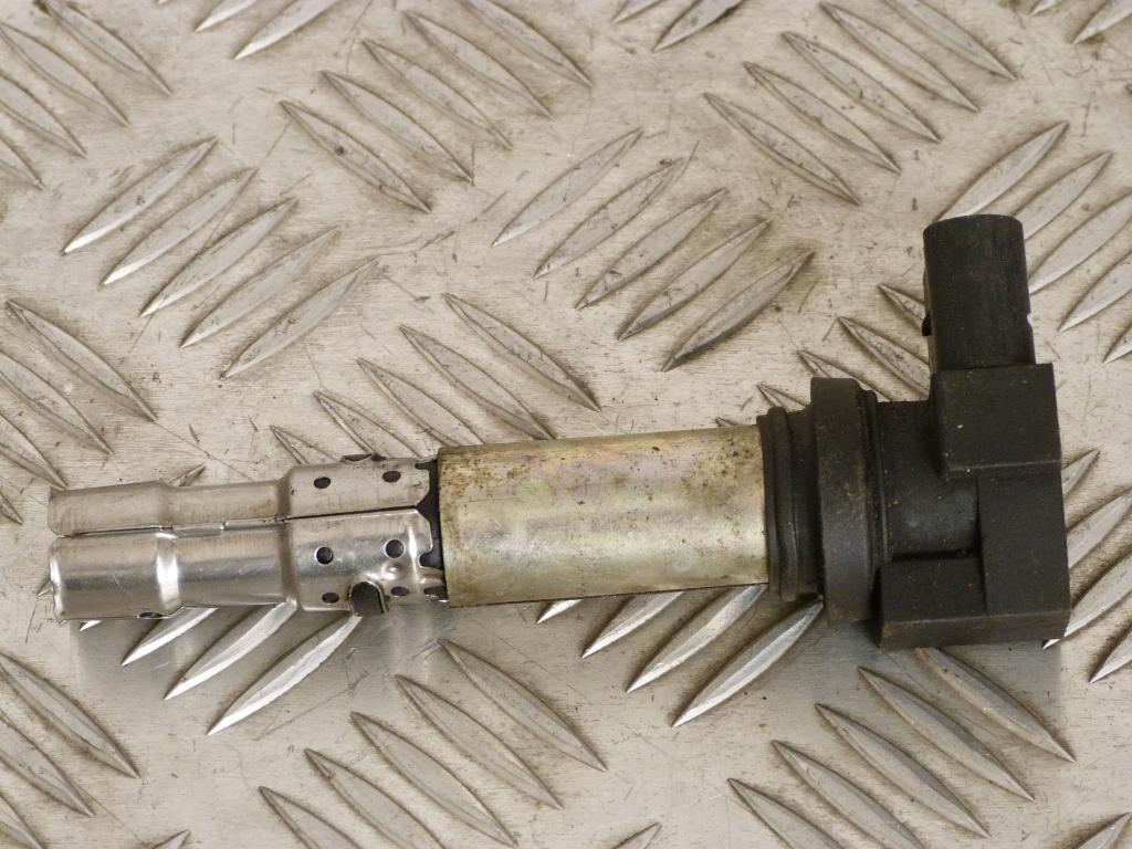 Zapaľovacia cievka Audi A1, A2, A3, Seat Altea, Cordoba, Ibiza, Leon, Toledo, Fabia, Octavia, Roomster, Superb, Yeti, VW New Beetle, Bora, Caddy, Eos, Golf IV V, Jetta III, Passat, Polo, Tiguan, Touran 1.2, 1.4, 1.4TSI, 1.6  036905100a