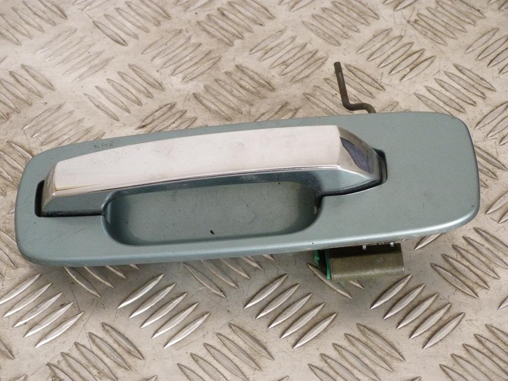 Kľučka dverí zadná pravá vonkajšia Nissan X-Trail T30 (poškodený 1 úchyt)