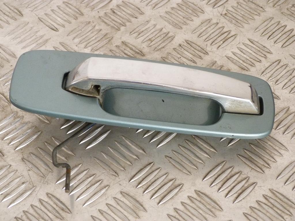 Kľučka dverí zadná pravá vonkajšia Nissan X-Trail T30 (poškodený 1 úchyt)