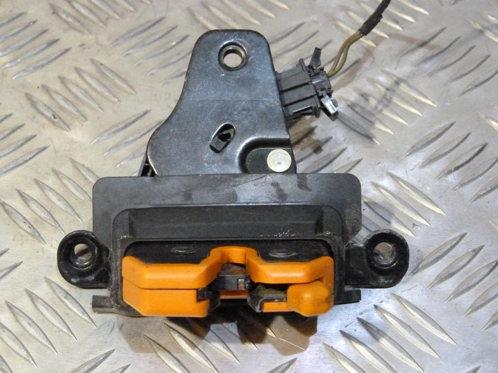 Zámok  zadnej kapoty Škoda Fabia COMBI I r.v. 99-08 6y9827501f