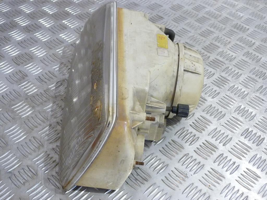 Svetlo predné ľavé Škoda Favorit