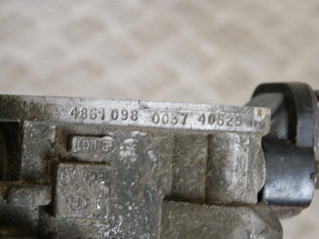 Škrtiaca klapka Chrysler Voyager 2.4B  4861098, 003740525, 4686156 (poškodený konektor)