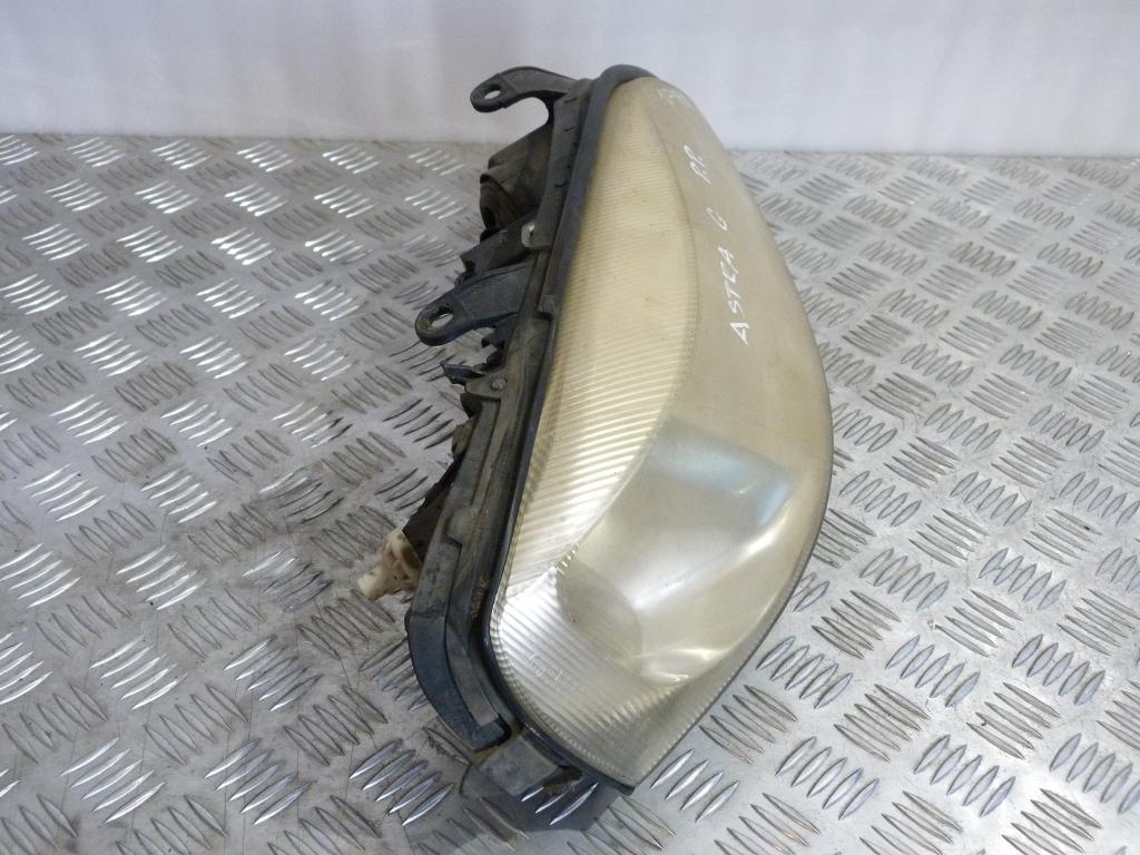 Svetlo predné pravé Opel Astra G r.v. 1999-2004