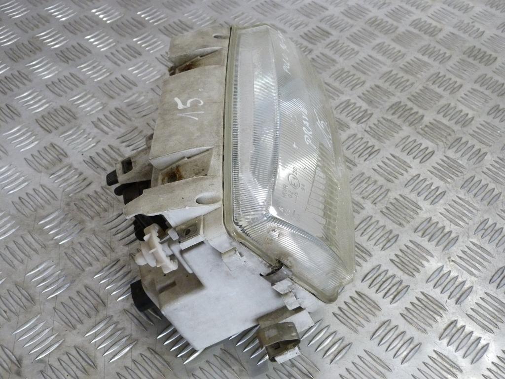 Svetlo predné pravé VW Polo r.v. 1994-1999 96249600