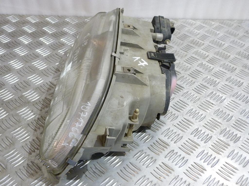 predné pravé Renault r19 r.v. 1991-1995